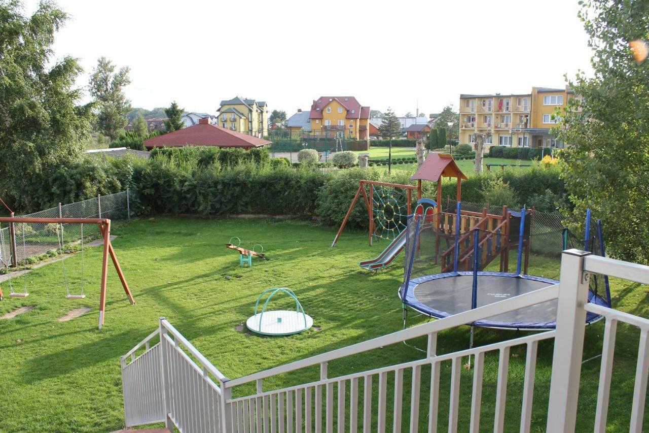 Apartament Kapitanski Bursztynowe Komnaty ดาร์โลฟโก ภายนอก รูปภาพ